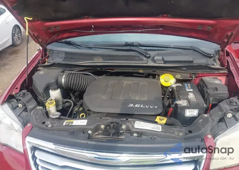 2016 Chrysler Town & Country Touring from USA, damaged, VIN 2C4RC1BG7GR230715